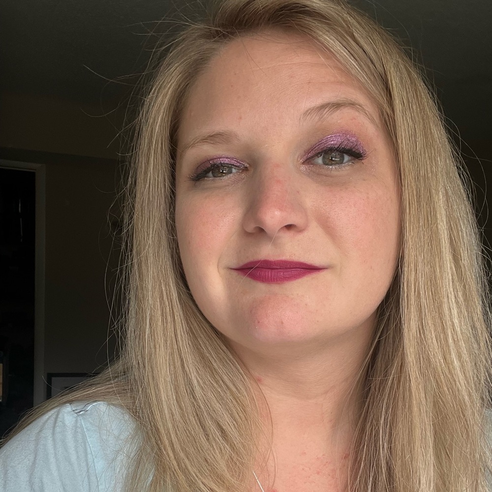 Meet your Posher, Jen